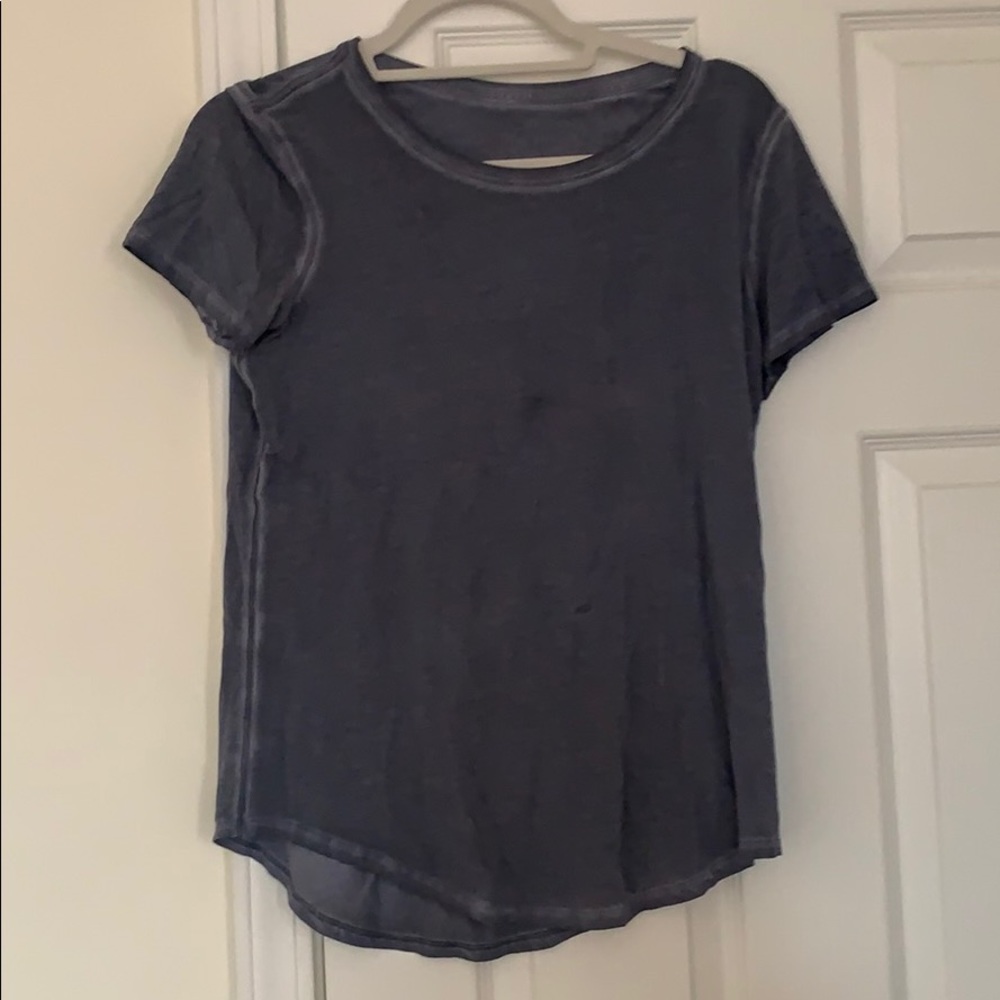 Lululemon Tee